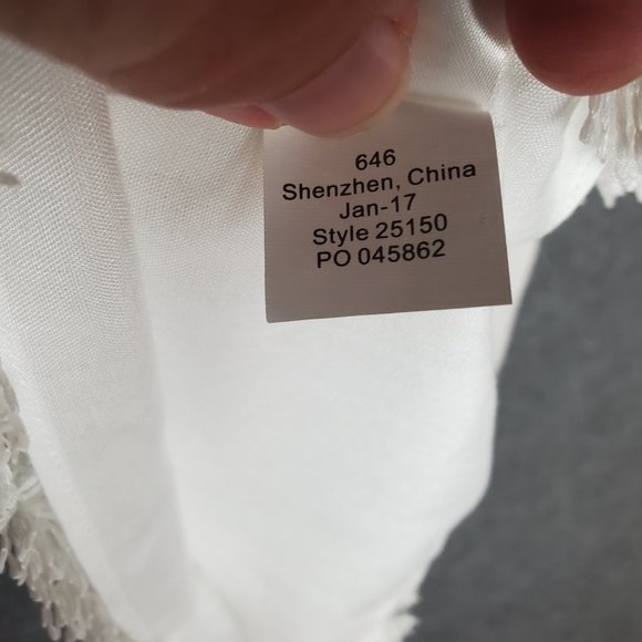 Lilly Pulitzer 25150 Adira Sz 2XS White Off Shoulder Wrist Ties Fringe Dress A20 - Picture 5 of 5